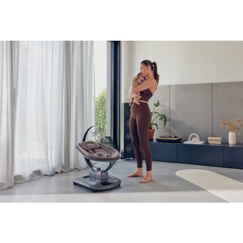 Balansoar si sezlong, Lionelo, Blossom, 5 melodii, 5 moduri de balansare, Cu jucarii, Husa respirabila, 60% bambus, Cu telecomanda, Reglare pozitie scaun pentru somn, Pana la 9 kg, Mov