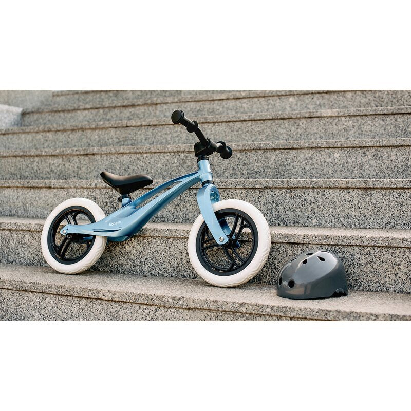Bicicleta fara pedale, Lionelo, Bart, Usoara, Cu cadru din magneziu, Cu ghidon si sa reglabile, Greutate 3 Kg, 12 inch, Conform cu standardul european de securitate EN71, Purple Amethyst