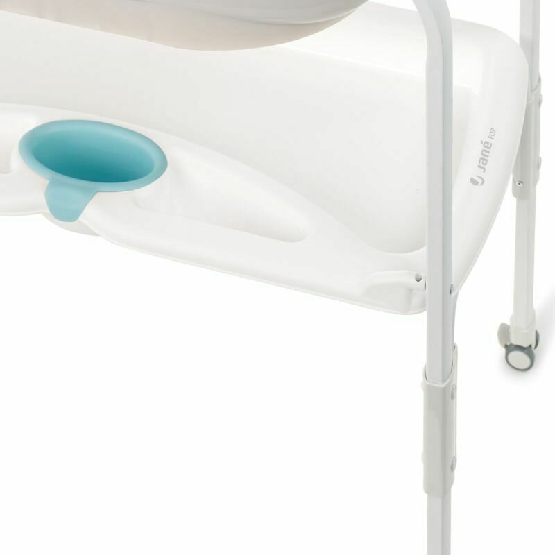 Cadita de baie cu suport, Jane, Flip, Cu 2 pozitii anatomice, Cu masuta de infasat, Cu tavita si compartimente pentru accesorii, Conform cu standardele europene EN 17072:2018EN 12221:2008+A1:2013, Sage