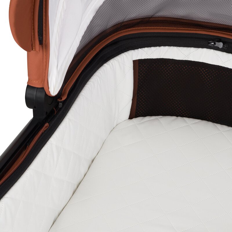 Carucior 2 in 1, Lionelo, Layla, Pana la 22 kg, Cadru aluminiu, Cu landou intarit si salteluta din spuma AirDots, Reversibil, Cu ventilatie 3D, Cu accesorii, EN1888-1, EN1888-2, EN1466, Maro
