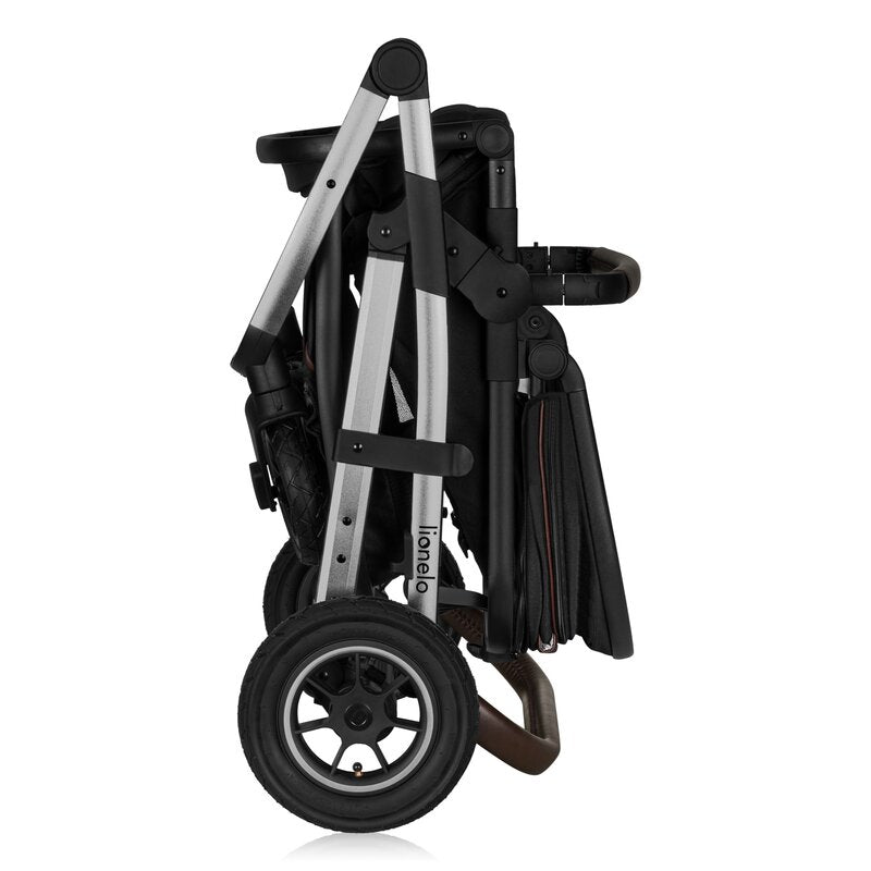 Carucior 3 in 1, Lionelo, Amber, Cadru aluminiu, Cu landou intarit si salteluta moale, Cu scoica auto testata ADAC, Reversibil, Cu accesorii, Geanta parinti, Pana la 22 kg, Negru silver