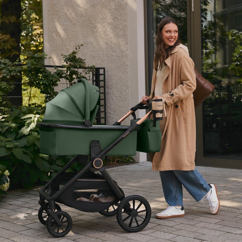 Carucior 3 in 1, Lionelo, Layla, Pana la 22 kg, Cadru aluminiu, Cu landou intarit si salteluta din spuma AirDots, Cu scoica auto testata ADAC, Reversibil, Cu ventilatie 3D, Cu accesorii, EN1888-1, EN1888-2, EN1466, Bej