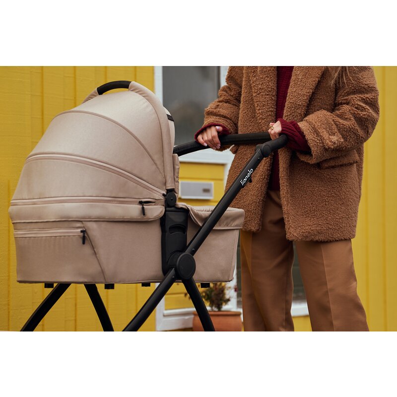 Carucior 3 in 1, Lionelo, Meril, Cu landou de dimensiune XL, Reversibil, Cu scoica auto testata ADAC, Cu accesorii, Pana la 22 kg, Conform cu EN1888-1 EN1888-2, EN1466, Negru