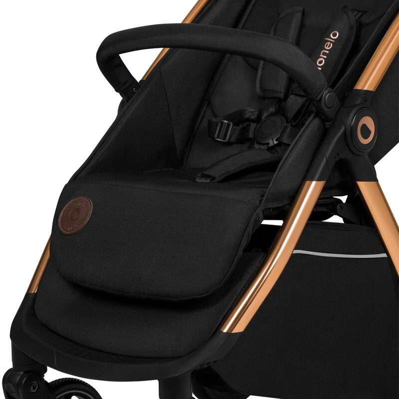 Carucior sport, Lionelo, Ingrid, Capotina impermeabila cu filtru UPF50+, Pana la 22 Kg, Spatar reglabil in 3 pozitii, Include suport pahar si plasa de tantari, Sistem pentru pliere automata, 6 luni+, Negru