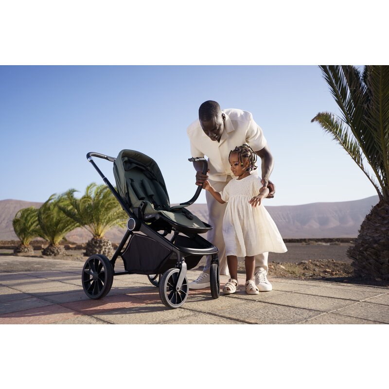 Carucior sport, Lionelo, Mika Plus, Cadru din aluminiu, Cu maner reversibil, Copertina XXL, Spatar reglabil in 3 pozitii, Cu accesorii, Pana la 22 kg, 6-48 luni; EN1888-1, EN1888-2 EN1466, Verde