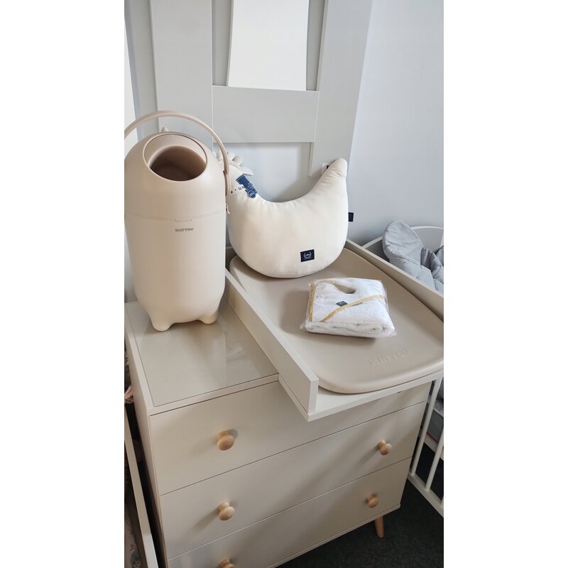 Cos pentru scutece, Nattou, Dropy, Sistem etans impotriva mirosurilor, Compatibil cu saci universali, Operare cu o mana, Potrivit pentru cca 25 scutece, 27 × 27 × 48.5 cm, 20 l, Bej
