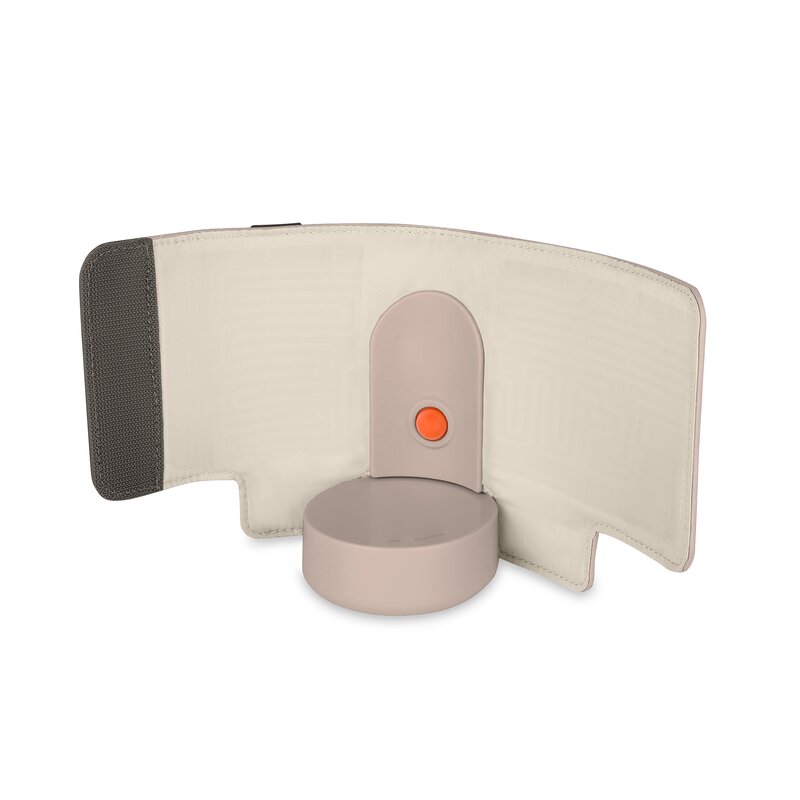 Incalzitor biberoane, Lionelo, ThermUp Go Evo, Portabil, Cu 5 niveluri de incalzire, Cu buton Safety Control, Mentinere caldura pana la 9h, Incarcare USB, Bej inchis