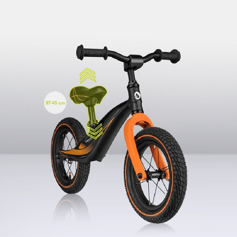 Bicicleta fara pedale, Lionelo, Bart Air, Usoara, Cu roti gonflabile, Cu cadru din magneziu, Cu ghidon si sa reglabile, Greutate 3.8 Kg, 12 inch, Conform cu standardul european de securitate EN71, Negru