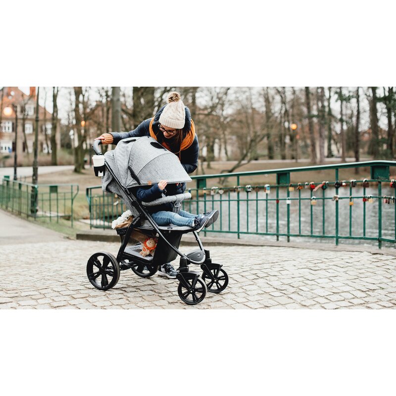 Carucior sport, Lionelo, Annet Plus, De la nastere, Cu accesorii si capotina XXL reglabila, 0 - 22 Kg, Conform cu standardele europene de securitate EN1888-1 si EN1888-2, Negru