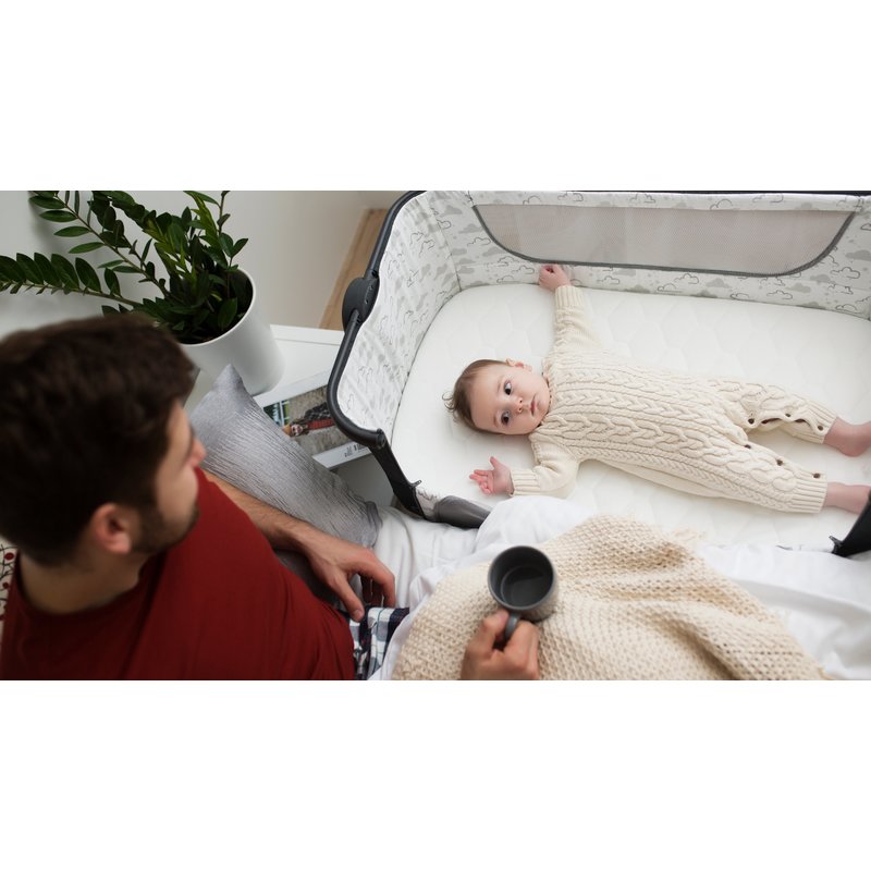 Patut co-sleeper, Lionelo, Timon, 3 in 1, Pliabil, Cu setare unghiulara, Reglabil in 6 pozitii pe inaltime, Din Aluminiu, 90x50 cm, Conform cu standardele europeane de securitate EN1130 si EN16890, Gri
