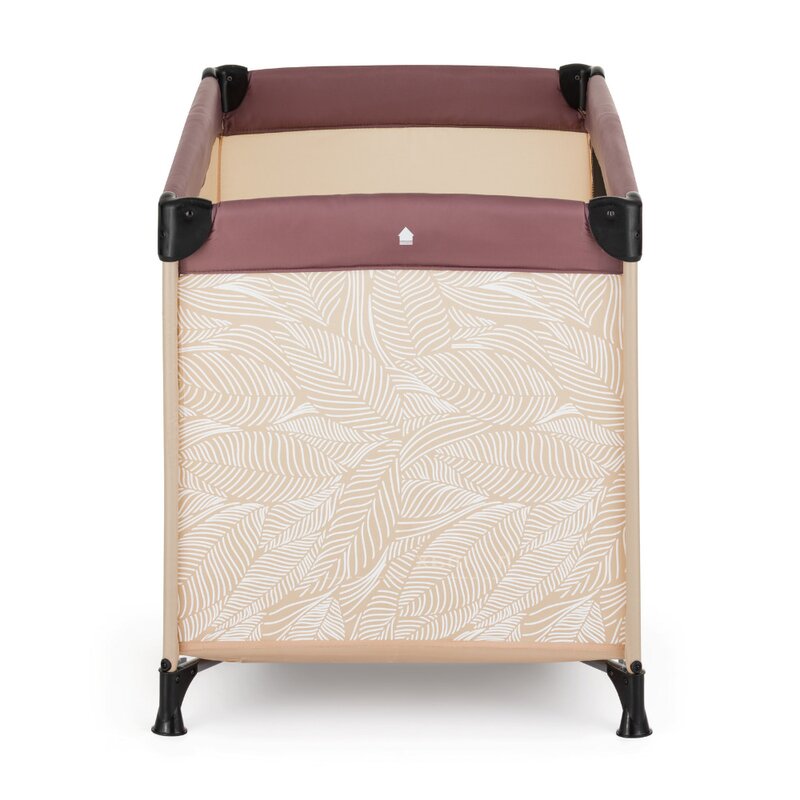 Patut pliant, Petite&Mars, Nyja, 120 x 60 cm, Cu roti, Functie de tarc, Pliere compacta, Include geanta de transport, Intrare laterala cu fermoar, Pereti din plasa, Pana la 15 kg, 0-30 luni, Maro
