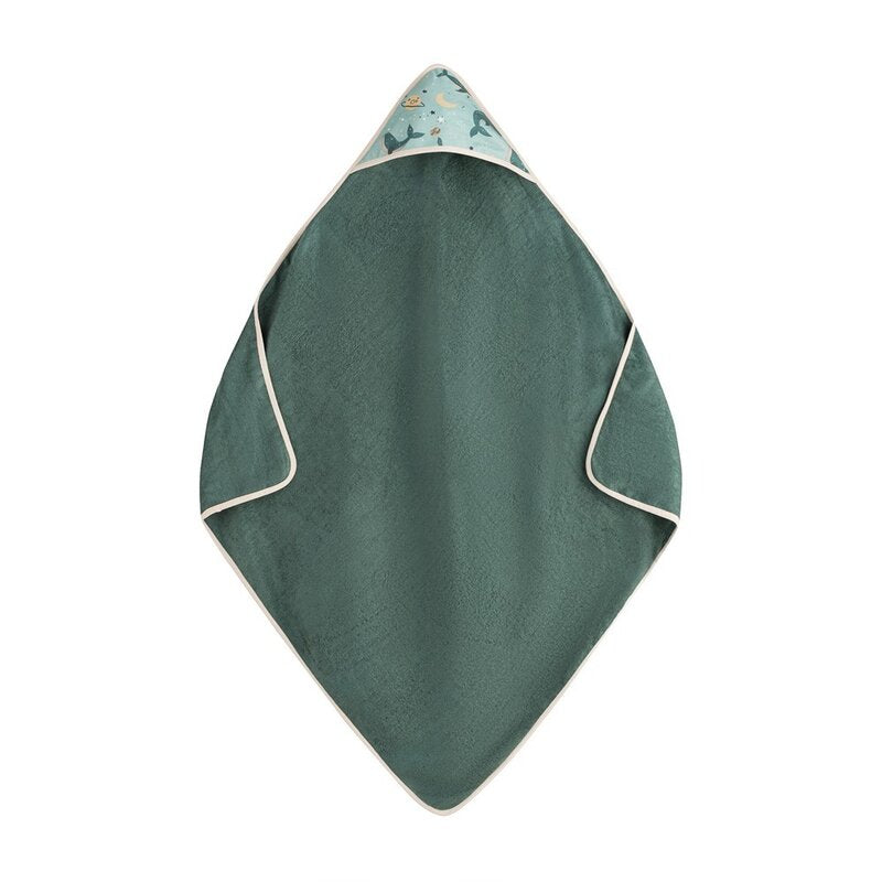 Prosop cu gluga, Petite&Mars, Loulou, Mare, 100 x 100 cm, 70% bambus, 30% bumbac, Certificare Oeko-Tex Standard 100, Hipoalergenic, respirabil si rezistent la mirosuri, Balene Verzi