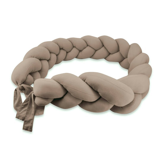 Protectie laterala, MimiNu, Pentru patut, Tip Bumper impletit, Din bumbac interlock, 240 cm, Soft Mocha