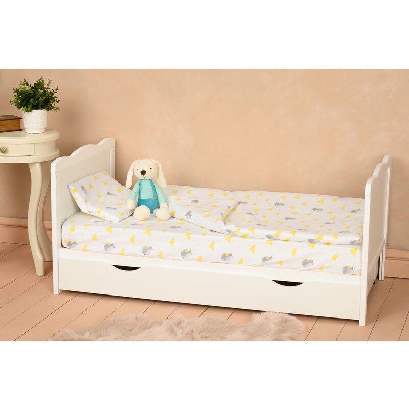 Patut din lemn bebe, 120x60 cm, Cu sertar, Cu sina speciala pentru dentitie, Multifunctional, EN716-1, EN716-2, Alb, Qmini, Julia
