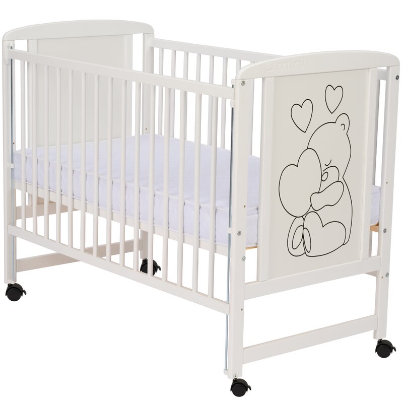 Patut din lemn bebe, 120x60 cm, Cu laterala culisanta, Din lemn de pin si mdf, Stabil si rezistent, Inaltime saltea reglabila pe 3 nivele, Laterala cu 3 bete detasabile, EN716-1, EN716-2, Alb, Qmini, Timmi Heart