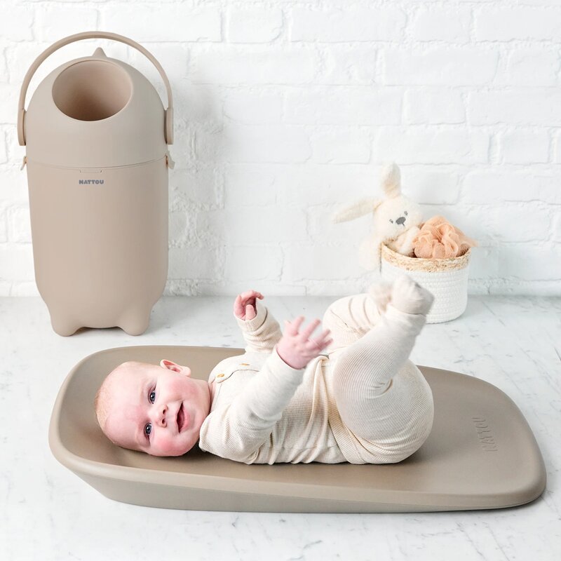 Saltea de infasat, Nattou, Softy, Moale, Utilizabil si fara husa, Design ergonomic, Spuma PU, 70x50x10 cm, Fara BPA, 0 luni+, Taupe