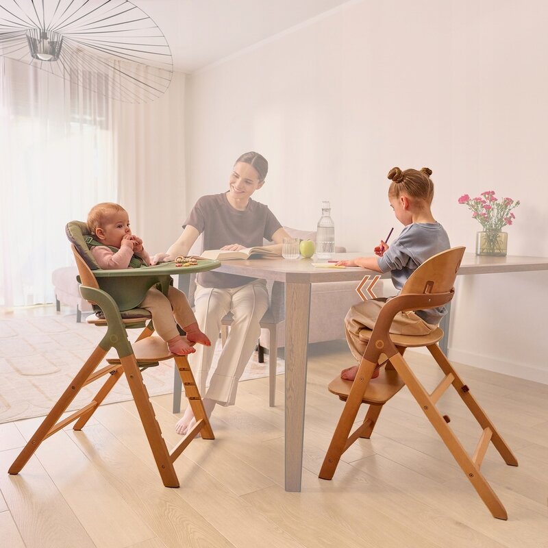 Scaun de masa multifunctional Megan, Lionelo, Din lemn de fag, 6 luni- adult, Reglabil pe inaltime, Husa impermeabila, Tavita silicon, Suport de picioare reglabil, Greutate maxima 110 Kg, Verde