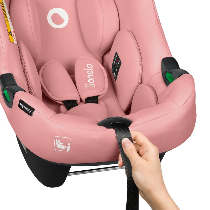 Scoica auto, Lionelo, i-Size Astrid, 0-13 Kg, 40-87 cm, Cu maner si capotina reglabile, Cu protectie laterala avansata, Salteluta confortabila, Testat ADAC, Conform cu standardul european de securitate R129, Roz