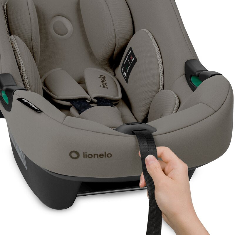 Scoica auto, Lionelo, i-Size Astrid, 0-13 Kg, 40-87 cm, Cu maner si capotina reglabile, Cu protectie laterala avansata, Salteluta confortabila, Testat ADAC, Conform cu standardul european de securitate R129, Taupe