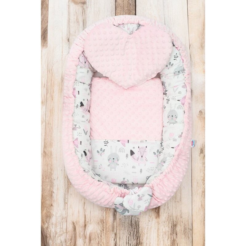 Set 3 piese, New Baby, Luxury, Baby Nest cu doua fete, Cu paturica si pernuta in forma de inima, Minky Bears Pink