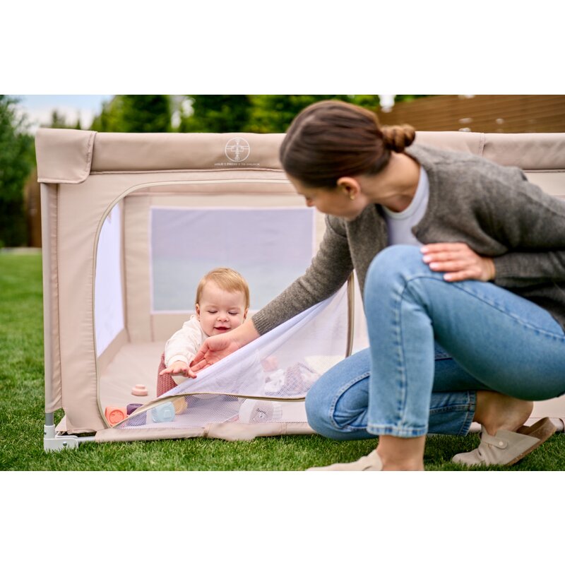 Tarc de joaca copii, Lionelo, Florence Easy Fold, 150 x 180 x 75 cm, Pliere, depliere automata, Include geanta de transport, Din plasa, Cu doua intrari laterale, 0-48 luni, Conform cu EN12227, Gri