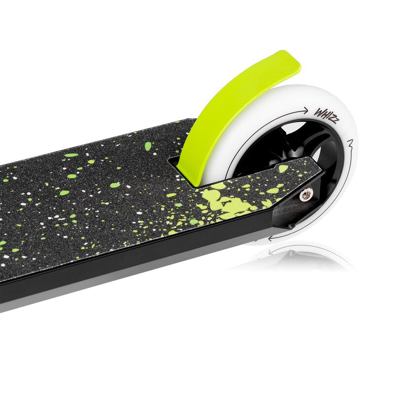 Trotineta, Lionelo, Whizz, Pentru Acrobatii, Rulmenti ABEC-9, 20 - 100 kg, Cadru din aluminiu, Usoara, 3.5 kg, Verde/Negru